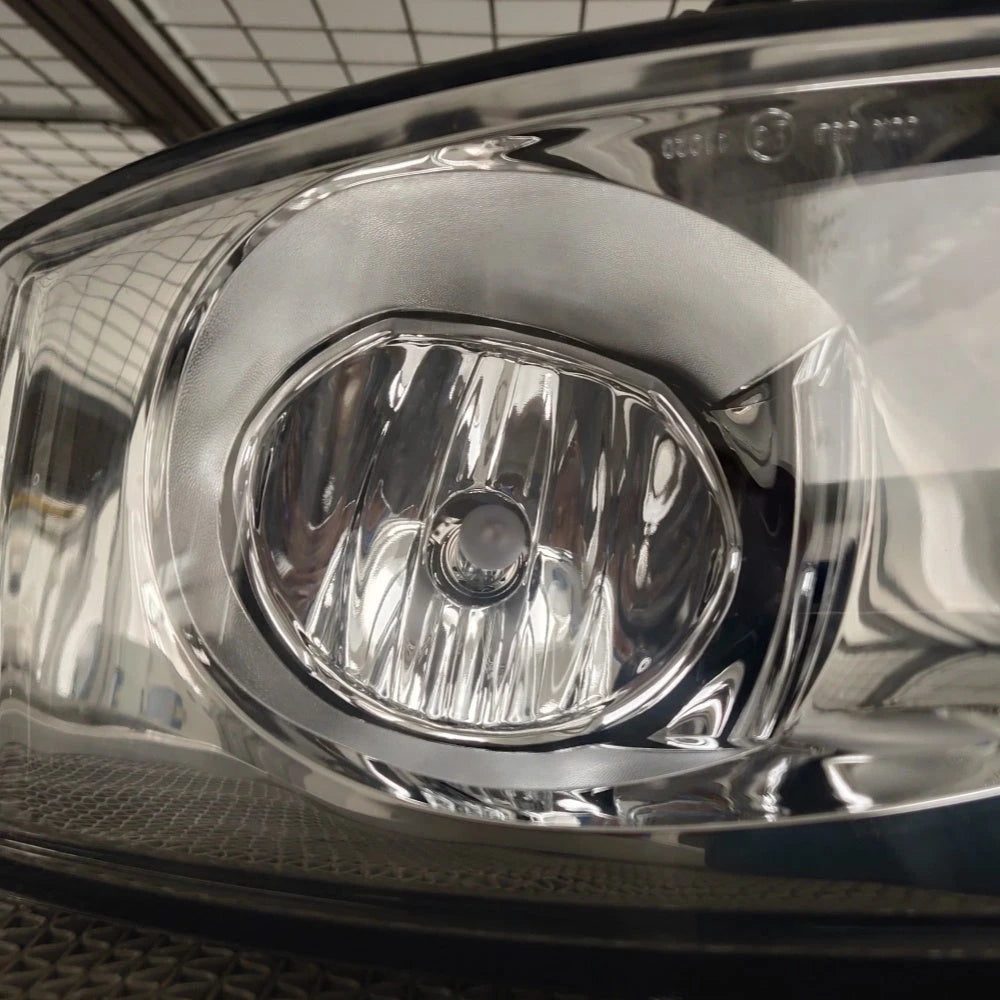 7482252914 fog lamp left – Compatible with RENAULT TRUCKS T Series / C Series / T High / D Narrow / K Series / Midlum XKLAMP